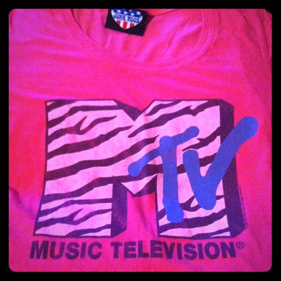 ❎SOLD❎ Pink MTV shirt
