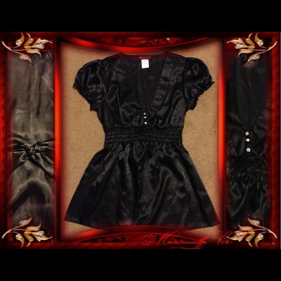 Beautiful Silky Black Baby Doll w/Bow Back Detail.
