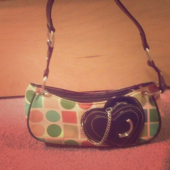 Geometric heart purse