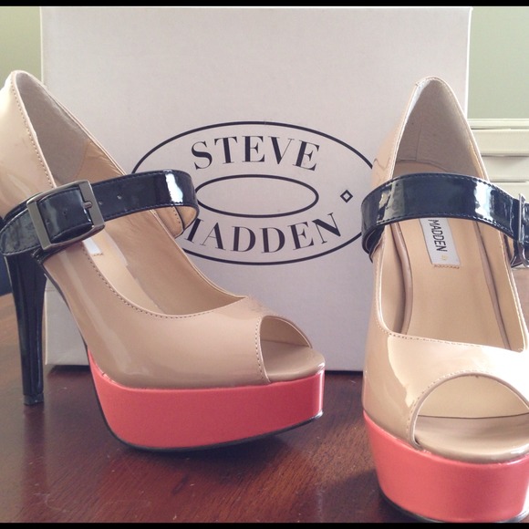Steve Madden Shoes - 🚫HOLD🚫thru 9/27