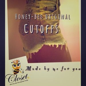 Cutoff High Waist Jean Shorts