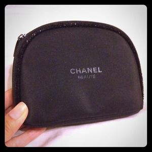 Chanel pouch