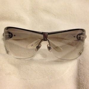 ⚠️REDUCED PRICE AUTH GUCCI SUNGLASSES:- GG 2807/s