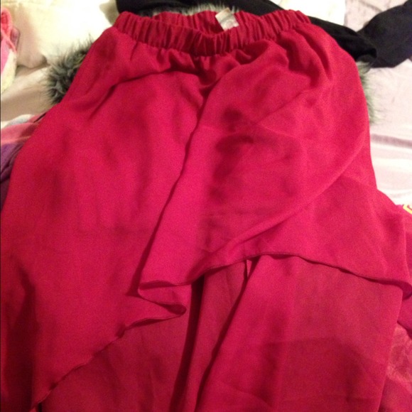 High to low burgundy skirt