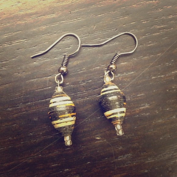 Custom made Ugandan bead earrings - Picture 1 of 1