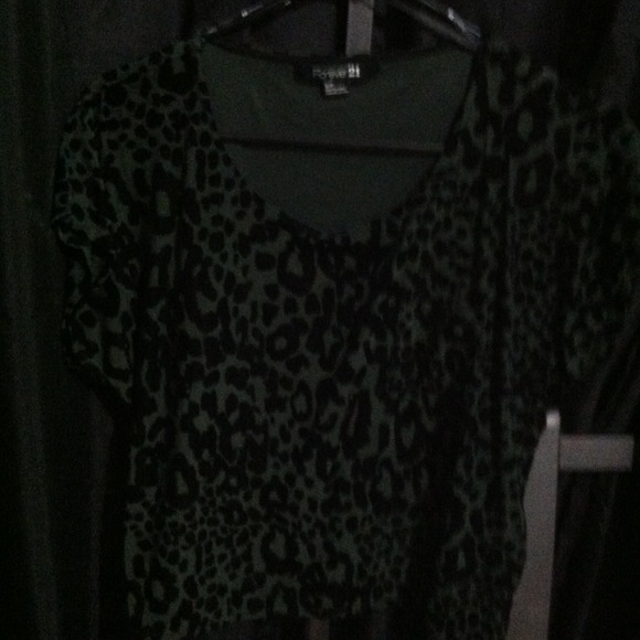 Crop Top Cheetah Flock Print