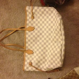 Authentic LV Never Full Medium Size