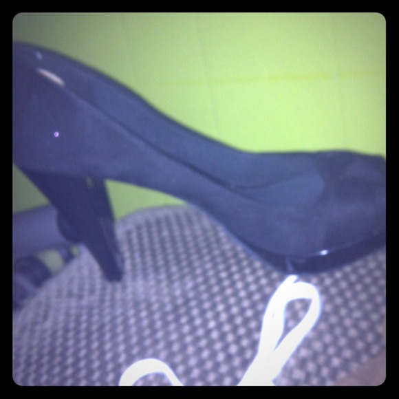 Black peep toe heels.