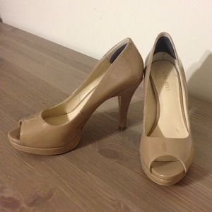 Nine West Danee nude tone peep tone pumps