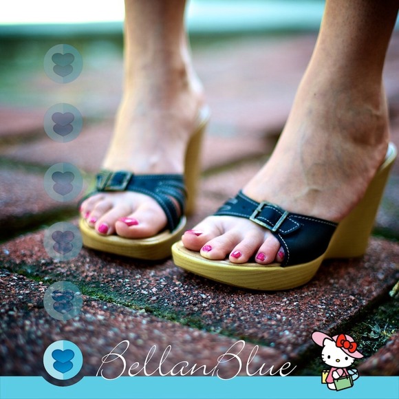 Cathy jean buckle platform - Picture 2 of 4