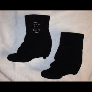 MUST GO!! BP black leather ankle boots