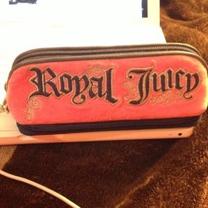 Juicy Couture mini make up bag