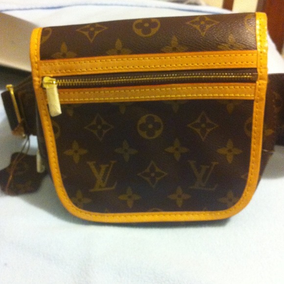 🎀 SALE SALE SALE 👜louis vuitton belt bag