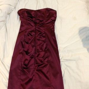 Nicole Miller burgundy satin knee length dress