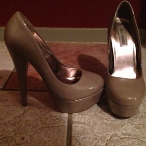 SteveMadden pumps