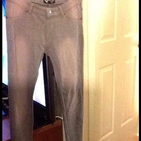 Skinny jeans