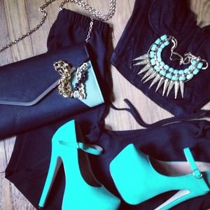 Black Clutch📍📍