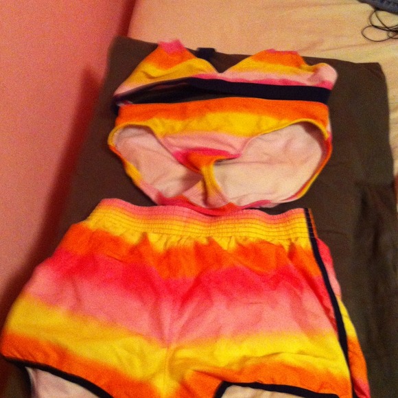 2 price stripped bikini w/ shorts