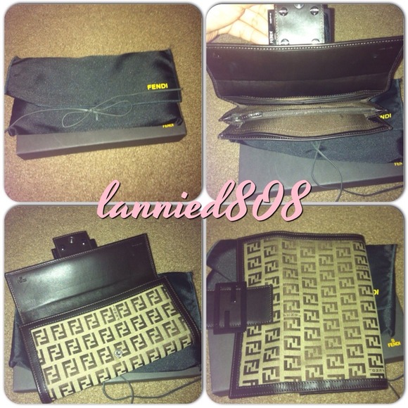 Authentic Fendi Long Wallet in Brown/Beige Canvas - Picture 2 of 4