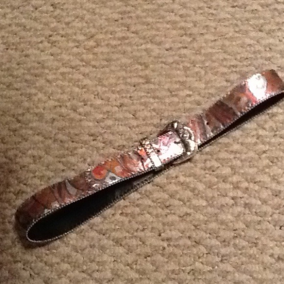 Gorgeous multicolored belt,silver ornate buckle.