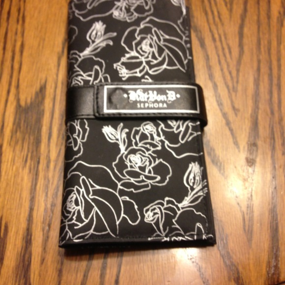 Kat Von D Sephora Set of 5 Makeup Brushes!