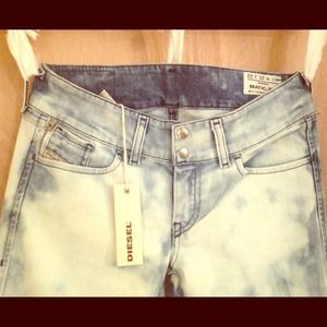 Acid Wash Diesel Jeans New w/ tags. W25 - L32