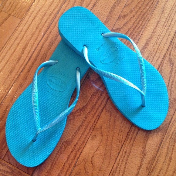 Women's Aqua Havaianas Slims Flip Flops Size 9/9.5