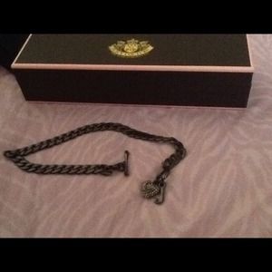 Juicy couture necklace with box