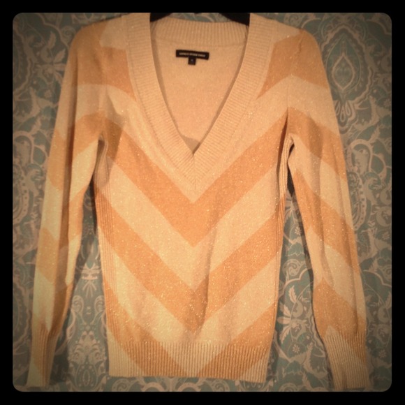 ✅ Price cut! ✅ Lightweight Gold / Tan Chevron