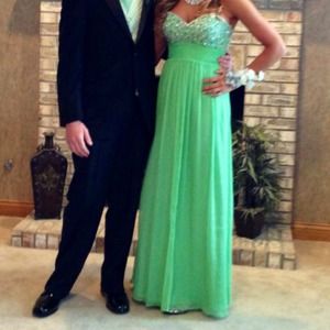 Green long formal prom dress