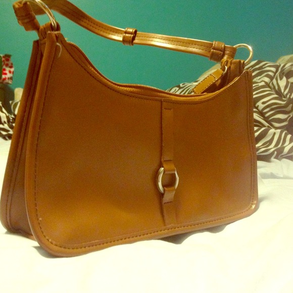 Mossimo Handbags - ❤ SOLD ❤ Like New Camel Colored Purse