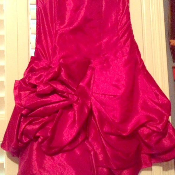 Homecoming dress - Picture 1 of 2