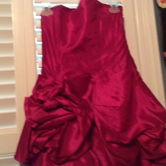 Homecoming dress - Picture 2 of 2
