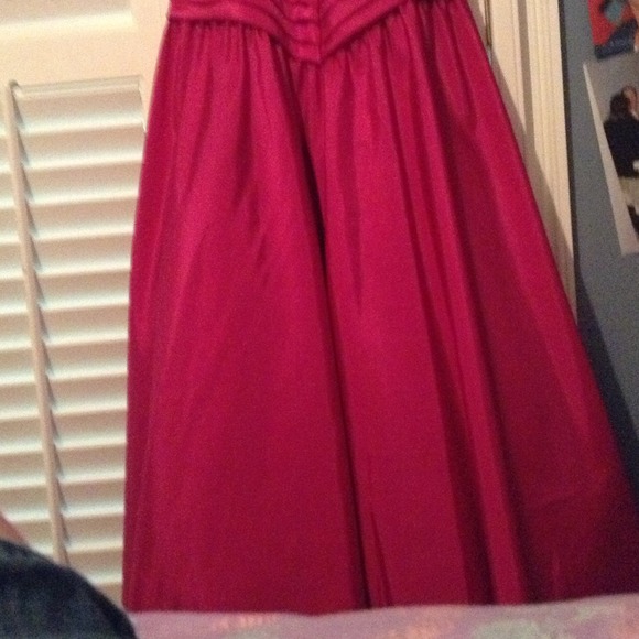 Big ball gown - Picture 2 of 2