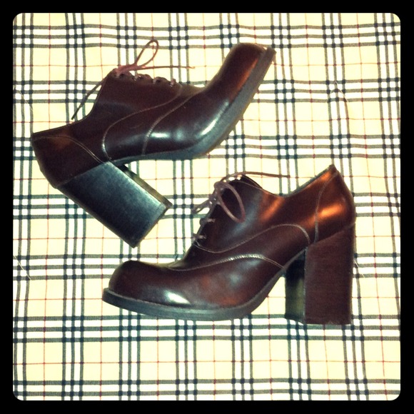 Dark brown 9 &CO shoes