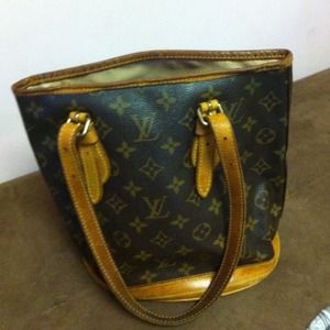 Authentic LV small bucket bag