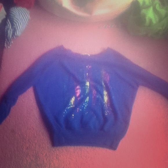 Sweatshirt
