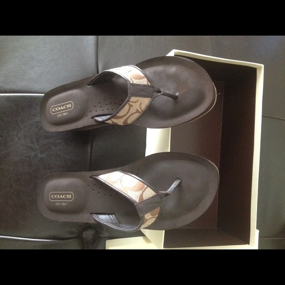 Coach flip flops