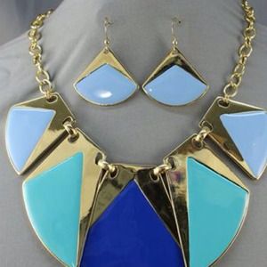 Necklace & Earrings
