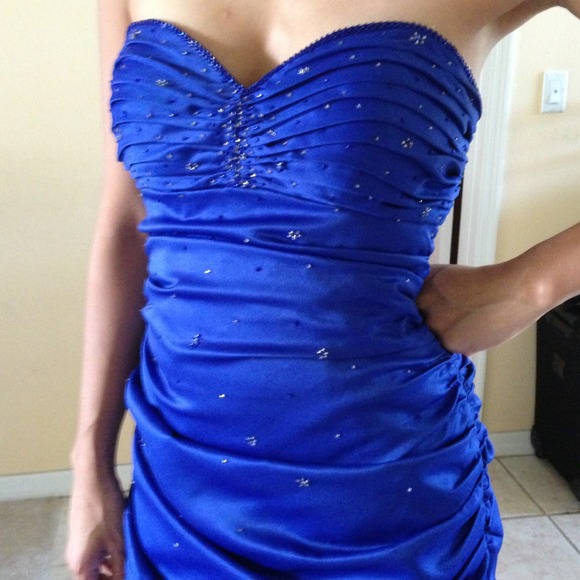 Cobalt blue gown - Picture 4 of 4