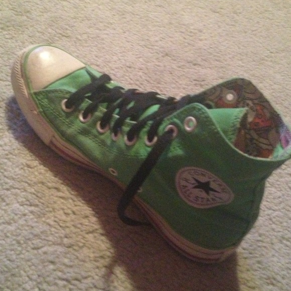 Converse - Picture 3 of 4