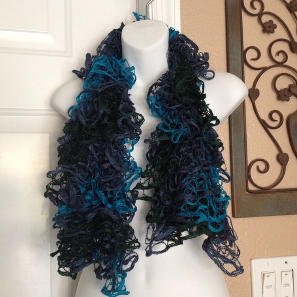 🚫RESERVED🚫Handmade Knit Scarf