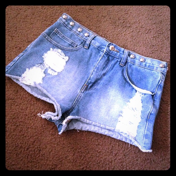 Forever 21 Denim - 🌟Forever 21 high waisted shorts✨