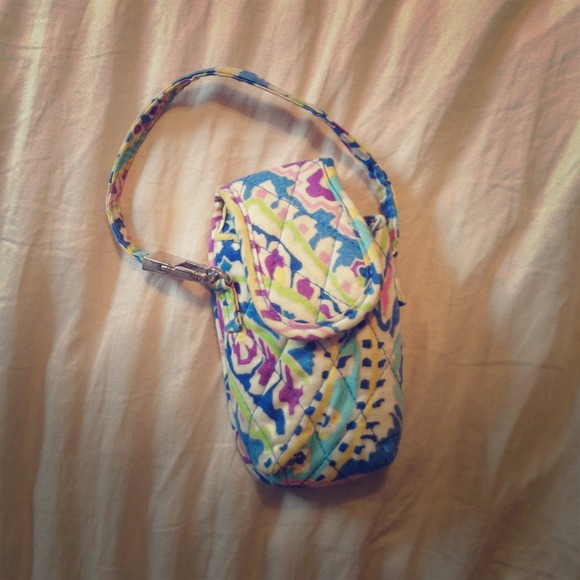 ✨Vera Bradley cell holder✨