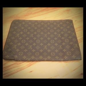 Authentic Louis Vuitton Laptop Case