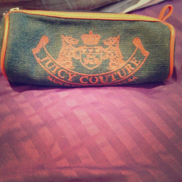 Juicy makeup pouch