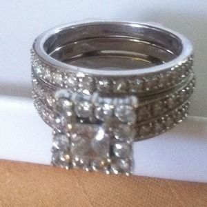 ❌SOLD❌💍Diamond bridal set-