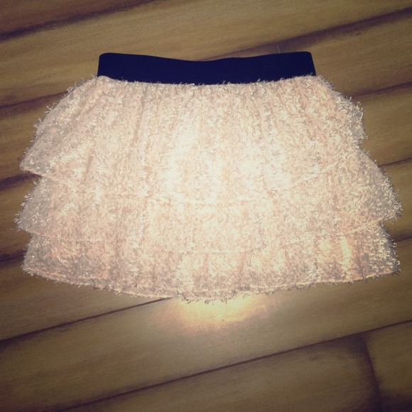 🔴 SOLD🔴 So cute! Three tier ruffle mini skirt
