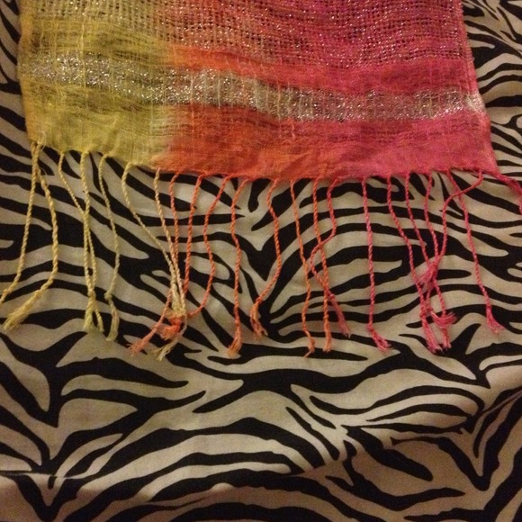 Scarf - Picture 2 of 2