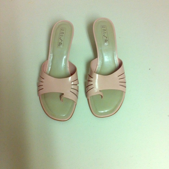 Woman's dress sandles